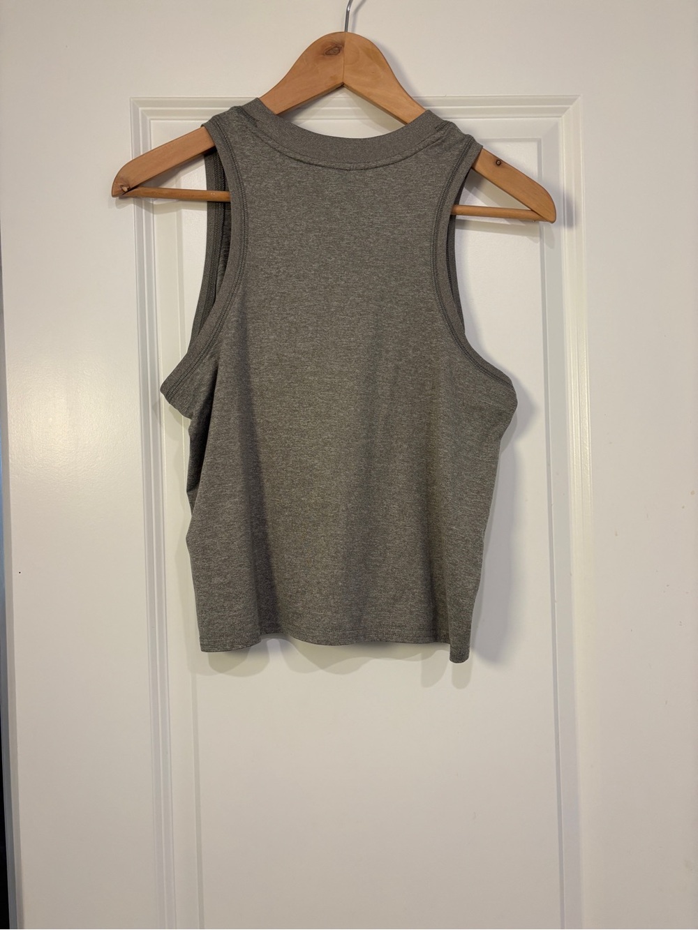 Vuori Energy Tank Top in Gray - Picture 2 of 3